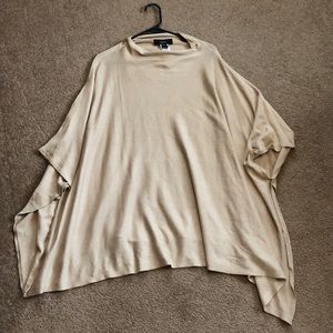 Poncho sweater